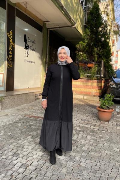 Banbu arkası kat kat paraşut detaylı ferace Siyah