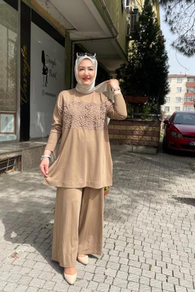 Banbu kumaş dantel detaylı pantolonlu takım Vizon