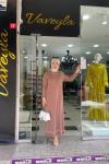 Biyeli sandy elbise Taba