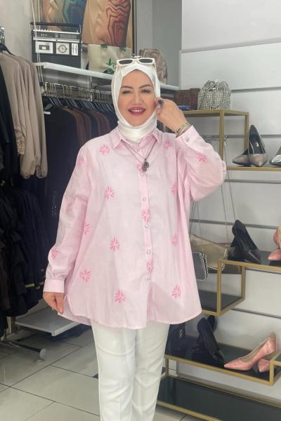 Çiçekli gömlek Pudra