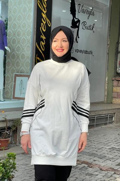 Çizgı gecışlı tunık Beyaz