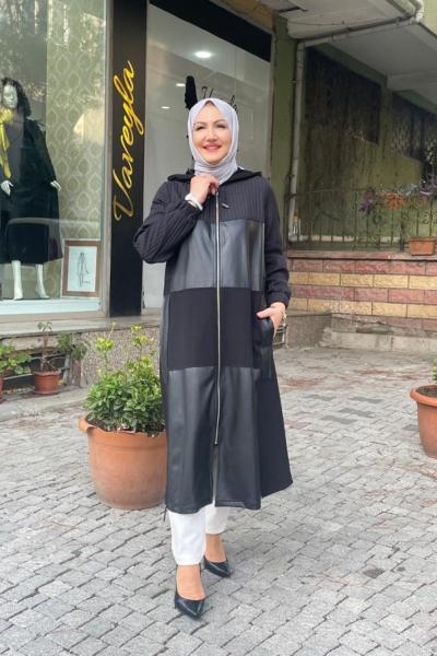 Çizgili kapitone derı çelik detaylı kap Siyah