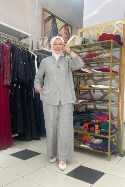 Cizgili pantolonlu takım Siyah