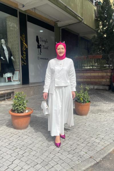 Eteklı takım ön dugmelı Beyaz