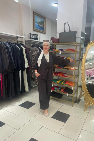 Hırkalı arkası nakışlı takım Füme