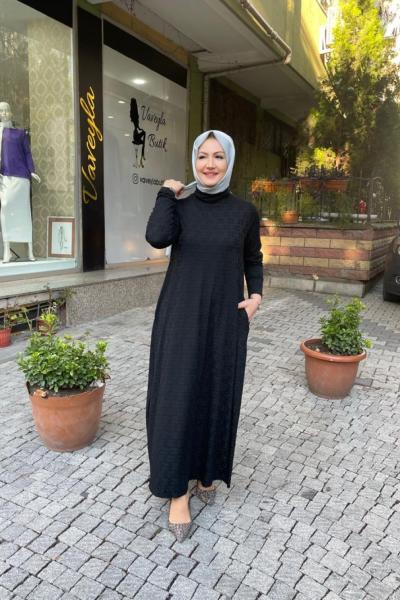 Jakarlı örme kumaş elbıse Siyah