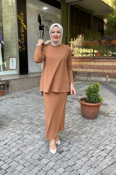 Kalem eteklı takım esnek krep kumaş Taba