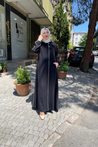 Kapşonlu yan dügmeli biyeli ferace Anadolu Siyahı