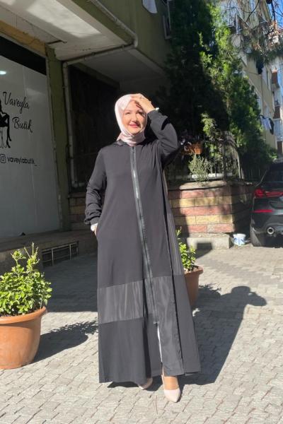 Kapşonlu parcalı ferace Siyah