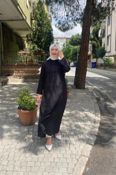 Kolları aparatlı dügme detaylı elbıse Siyah