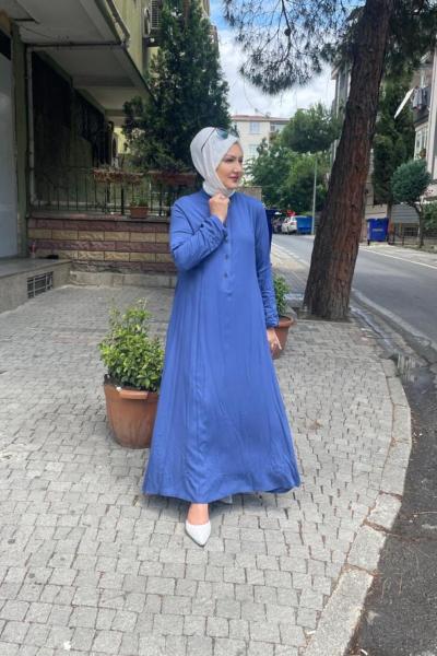 Kolları aparatlı dügme detaylı elbıse Mavi