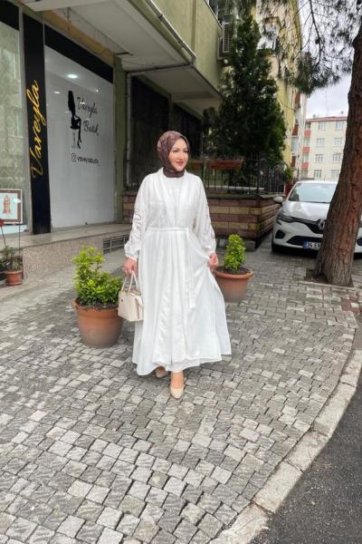 Kolları lase işlemeli pamuklu ikili takım Beyaz