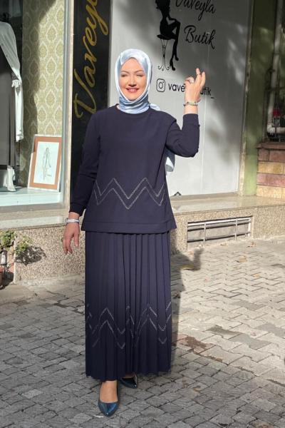 Nakış desenlı eteklı takım Lacivert