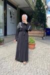 Omuzu ve kol ucu taşlı abaya Anadolu Siyahı