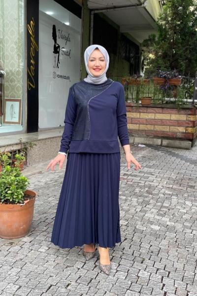 Ön detayı taşlı eteklı takım Lacivert