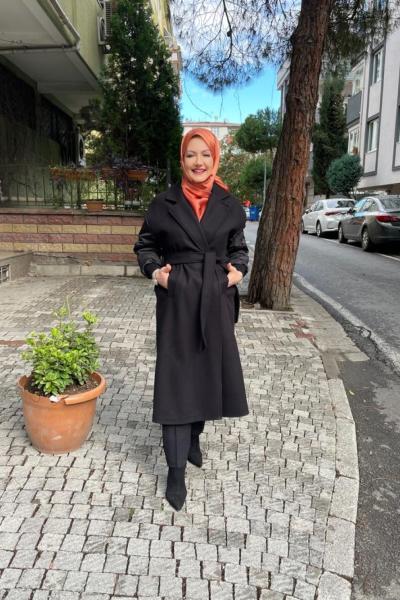 Önden baglamalı kap Siyah