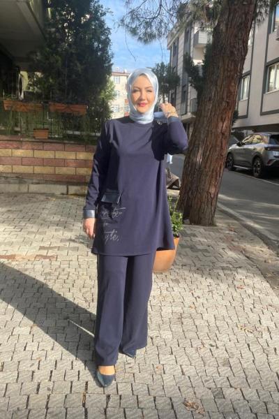 Önden büyük ceplı kapaklı pantolonlu takım Lacivert