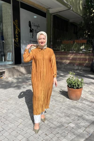 Önden dügmelı tunık  Tütün