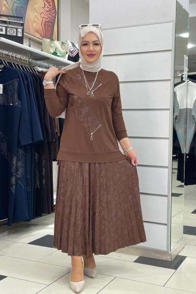 Önünde fermuar detaylı eteklı takım Kahverengi