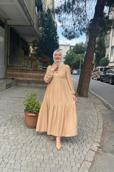 Püskül detaylı 3 katlı elbıse Camel