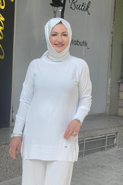 Reklan kol yırtmaçlı tunık Beyaz