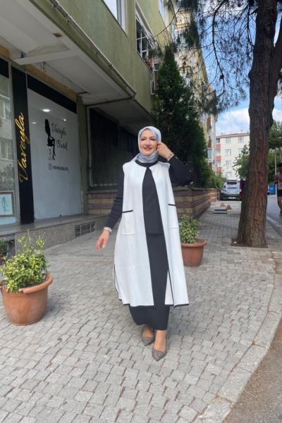 Şerit detayli ara boy yelek  Beyaz
