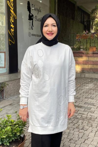 Taş işlemeli tunık Beyaz