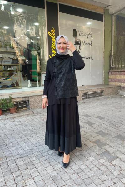 Tunigi batık deri ve aksesuarlı çelik eteklı takım Siyah